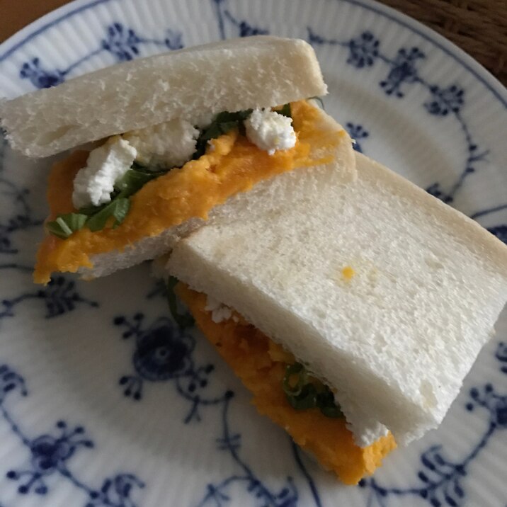 カボチャマッシュと青じそ カッテージチーズのサンド レシピ 作り方 By ボンド子 楽天レシピ カボチャマッシュと青じそ カッテージチーズのサンド レシピ 作り方 By ボンド子 楽天レシピ